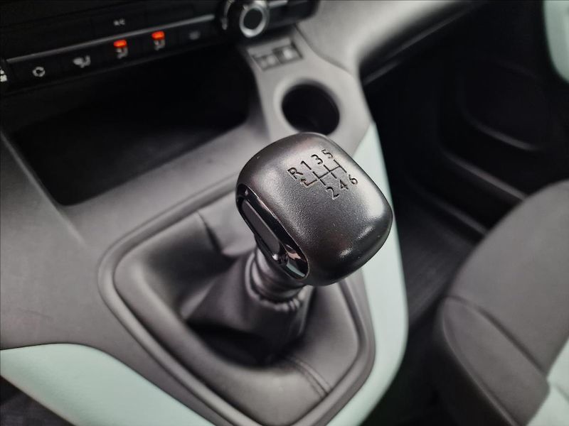 Citroën Berlingo 1.2i 81kW S&S Live Multispace - fotka 33 z 48