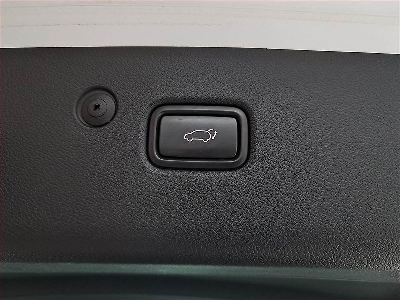 Kia Sportage (2017) GT Line 2.0 CRDi, 4X4 - fotka 17 z 19