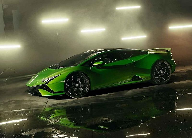 Lamborghini Huracán Tecnica při odhalení v Praze