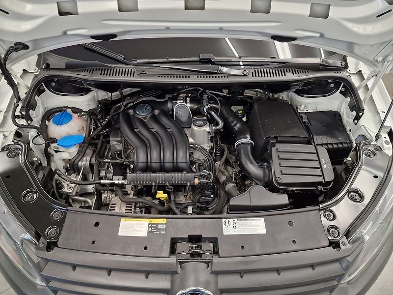 Volkswagen Caddy (2015) 2.0 Maxi CNG MAN 2015 | Záruka - fotka 37 z 53
