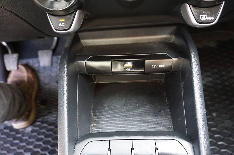 Kia Rio (2021) 1,2 1MAJ NOVÉ V ČR - fotka 24 z 28