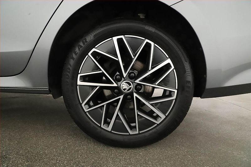 Škoda Octavia (2023) Style 2.0 TDI, ČR,1.maj - fotka 11 z 21