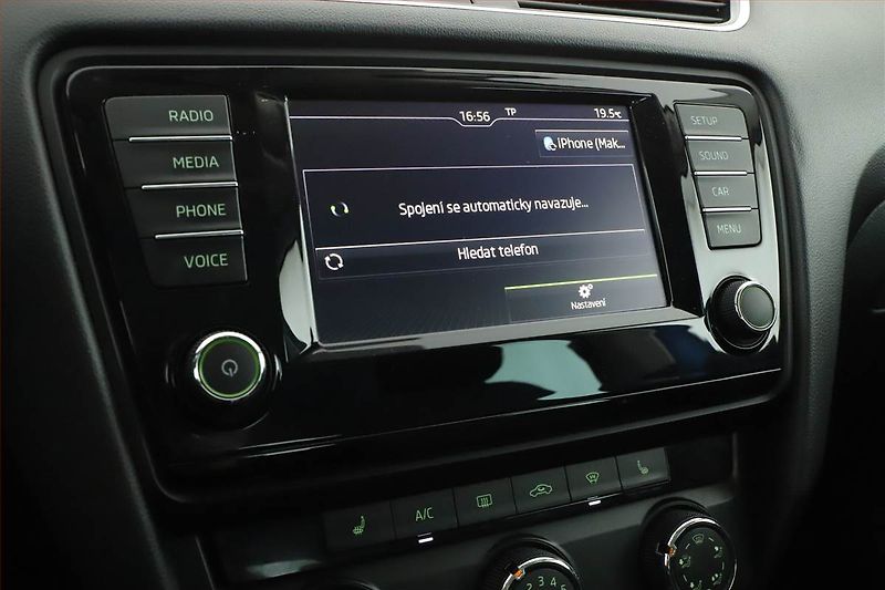Škoda Octavia (2016) 1.6 TDI, Tempomat - fotka 14 z 17