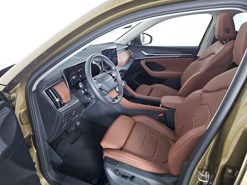 Škoda Kodiaq (2025) 2.0TDI 142kW 4X4 EXCLUSIVE SEL - fotka 6 z 35