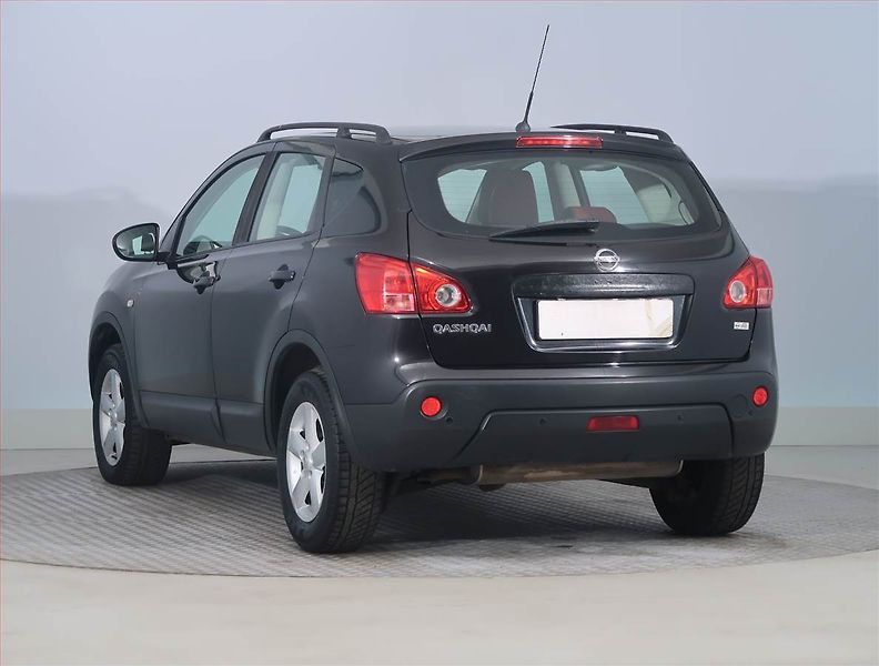 Nissan Qashqai (2008) 1.6, ČR,1.maj, Tempomat - fotka 4 z 17
