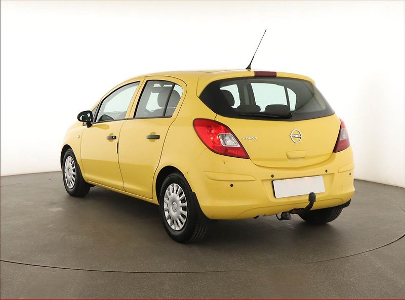 Opel Corsa (2015) 1.2, Park. senzory - fotka 4 z 12