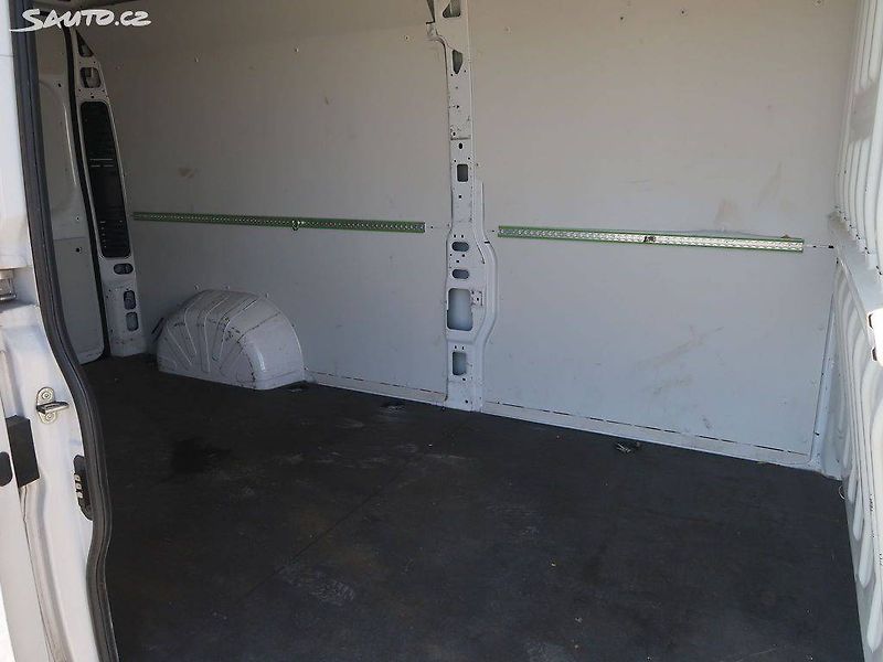 Opel Movano VAN L3H2 2,2 BlueHDi 103kW MT6 - fotka 25 z 25