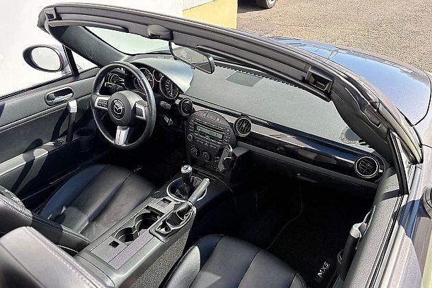 Kabriolet Mazda MX-5 1.8i., zdroj: se svolením TipCars