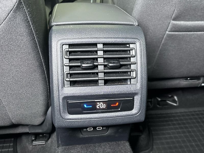 Volkswagen Golf People DSG - fotka 22 z 28