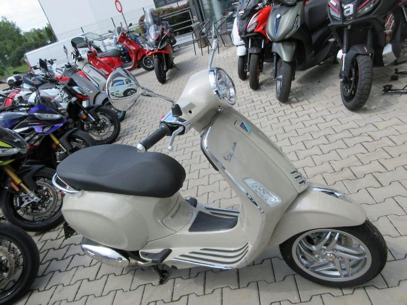 Vespa (2026) Primavera 125 e5+ - fotka 4 z 13