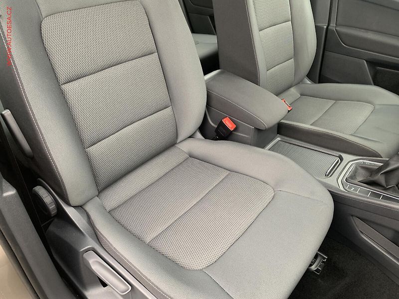 Volkswagen Golf Sportsvan (2014) 1.2 TSi, Comfortline - fotka 12 z 20