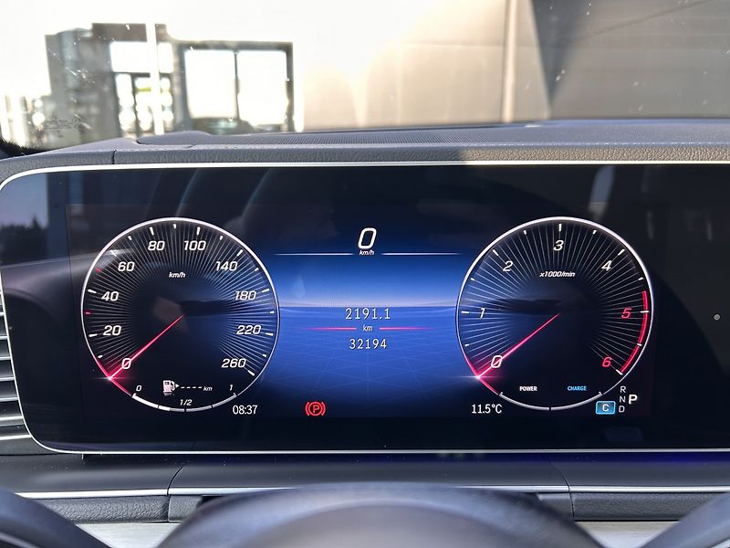 Mercedes-Benz GLE 450d 4MATIC AMG NIGHT - fotka 15 z 29