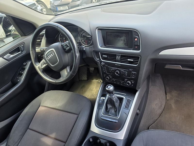 Audi Q5 2.0 TDI Quattro  - fotka 11 z 25