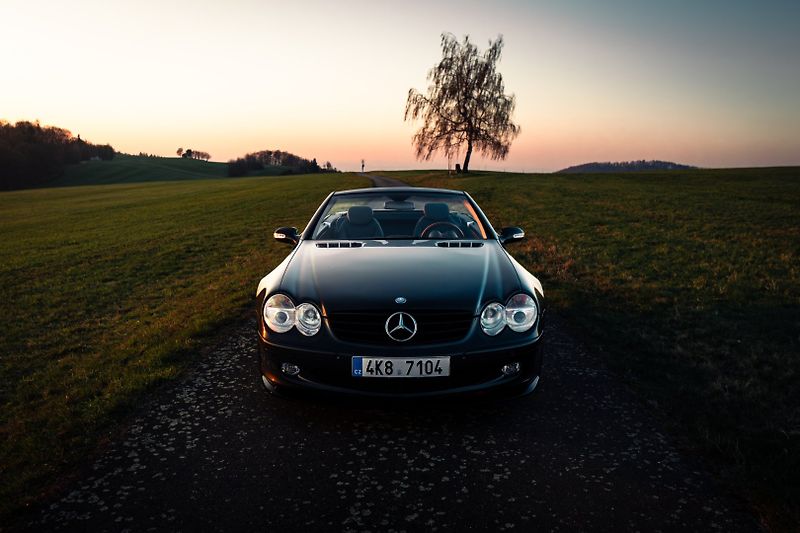 Mercedes-Benz SL 500 V8 - fotka 17 z 36