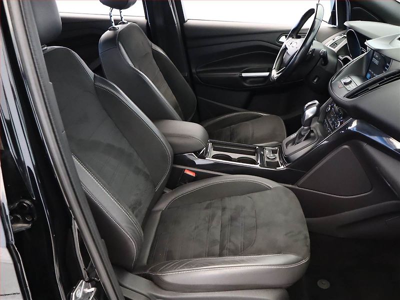 Ford Kuga (2017) 2.0 TDCi, Automat, Serv.kniha - fotka 7 z 17
