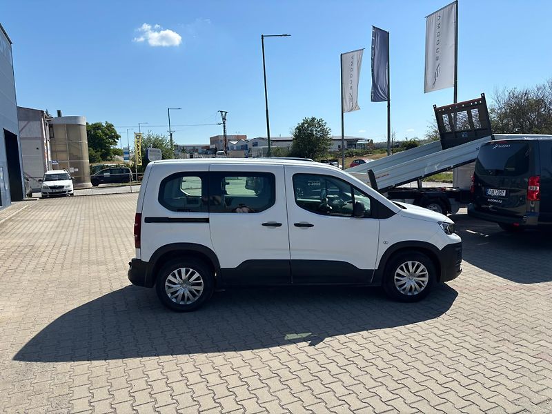Peugeot Rifter (2020) ACTIVE 1.5 BlueHDi 100 k - fotka 10 z 18