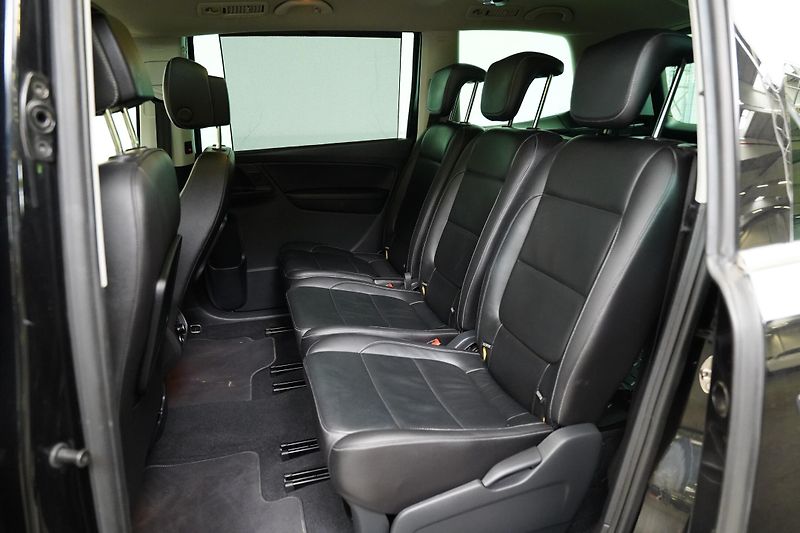 Volkswagen Sharan - fotka 22 z 26