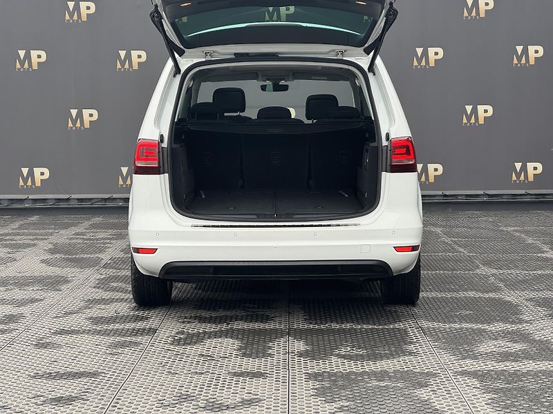 Volkswagen Sharan (2017) 2.0TDi 110kW 4M Highline 7míst - fotka 9 z 52