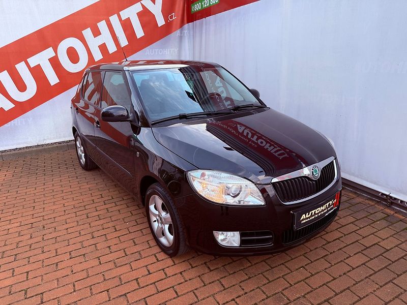Škoda Fabia 1.4 Style Edition, Serviska, 1 - fotka 3 z 25
