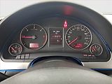 Audi A4 (2007) 2.0 TDI, 4X4, Tempomat - náhled 11