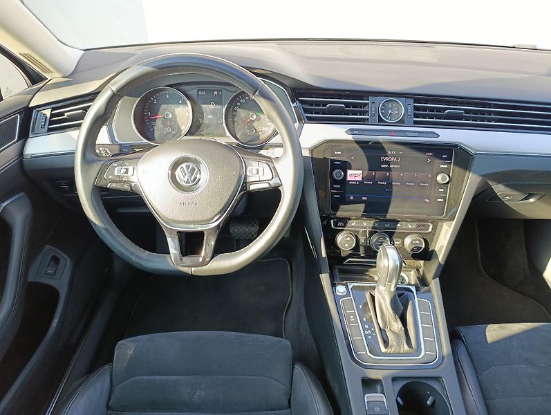 Volkswagen Passat 2.0TDI DSG ČR 1. MAJITEL DPH - fotka 20 z 30