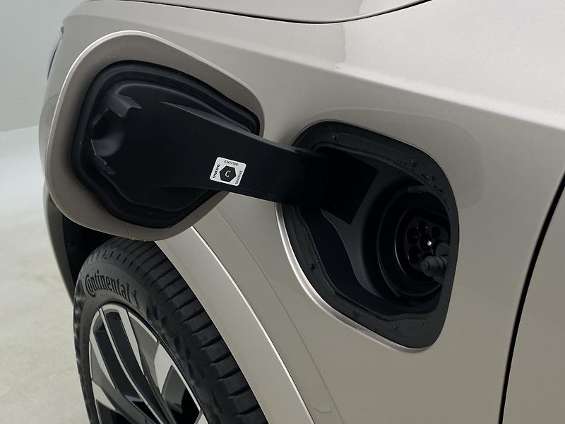 Volvo XC90 (2026) T8 AWD Plug-in BRIGHT PLUS 7m - fotka 19 z 71