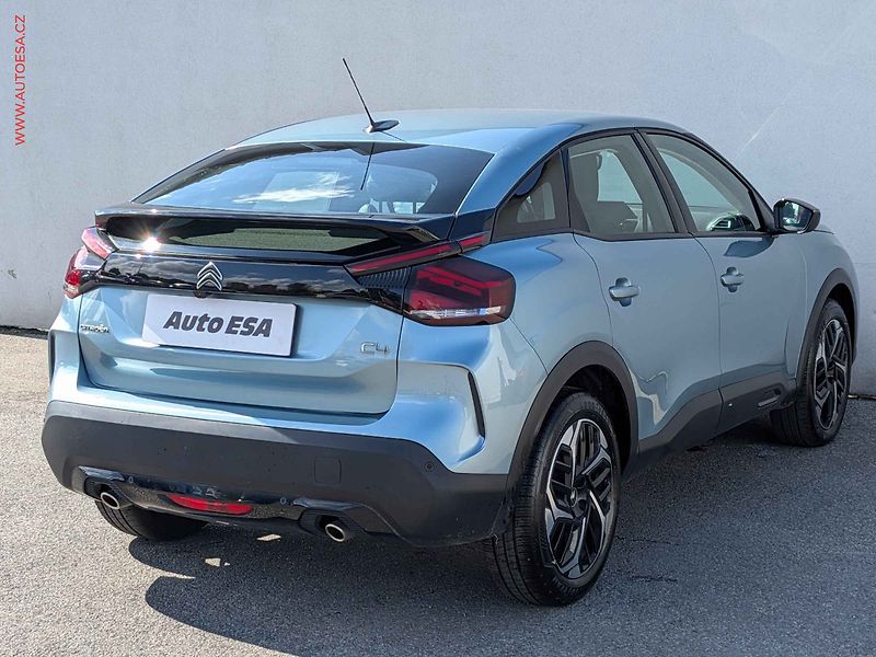Citroën C4 (2021) 1.2 PT, 1.maj,ČR, LED - fotka 6 z 18