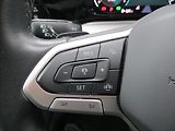 Volkswagen Golf 1,5 TSI 110kW Life DSG7 ČR - náhled 15