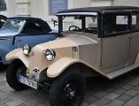 Tradiční sraz autoveteránistů na náměstí T. G. Masaryka v Prostějově. 18. května 2025