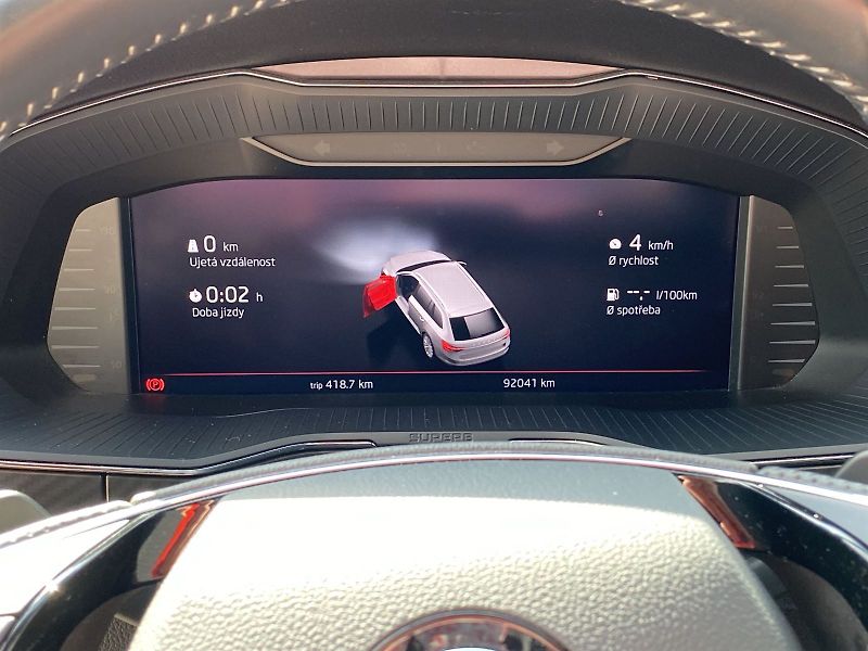 Škoda Superb (2022) Combi 2.0 TDI DSG Sportline - fotka 10 z 35
