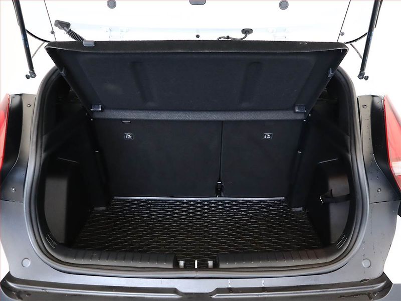 Hyundai Bayon (2024) 1.0 T-GDI - fotka 12 z 21