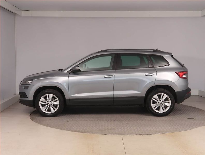 Škoda Karoq (2018) Style 1.6 TDI, Automat, Navi - fotka 3 z 21