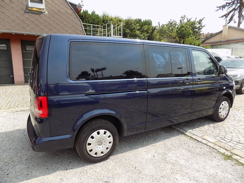Volkswagen Caravelle 2,0 TDI 103 KW COMFORT NAVI - fotka 8 z 45
