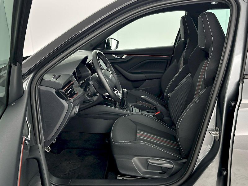 Škoda Kamiq (2025) 1.5TSI 110kW Monte Carlo - fotka 7 z 34