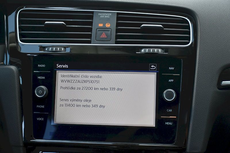 Volkswagen Golf (2021) Tdi DSG - fotka 18 z 23