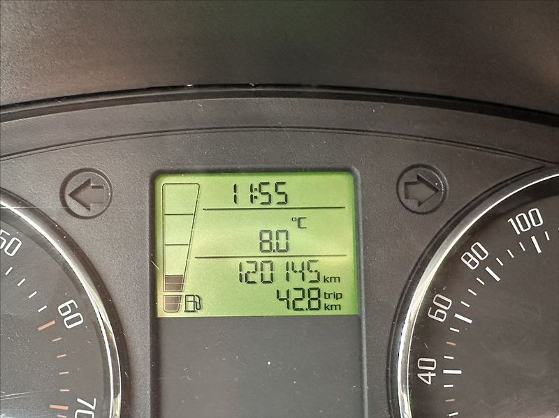 Škoda Roomster 1,2 HTP 69PS  Style - fotka 31 z 45