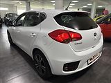 Kia Ceed 1,6   GDI KAMERA VÝHŘEV 61TKM - náhled 3