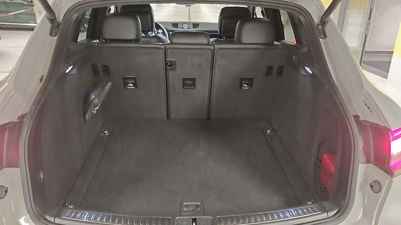 Porsche Macan (2023) S 280KW PDK*CAM*CHRONO*NAVI* - fotka 28 z 29