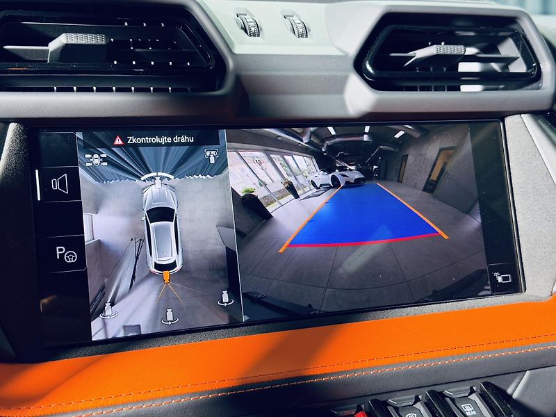 Lamborghini Urus (2026) SE*NOVÉ*ARANCIO XANTO* - fotka 36 z 47