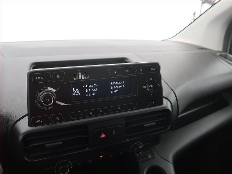 Opel Combo (2023) 1.5 CDTI, ČR, DPH - fotka 14 z 15
