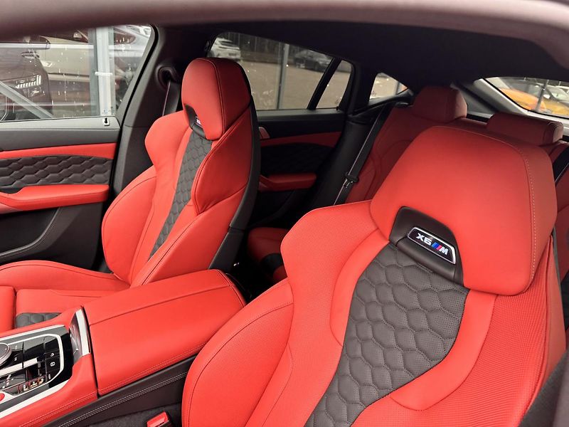 BMW X6 (2024) M COMPETITION 460kW CZ TOP!!!! - fotka 37 z 52
