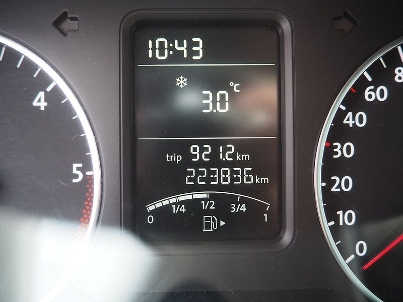 Volkswagen Polo (2010) 1.6 TDI - fotka 24 z 32