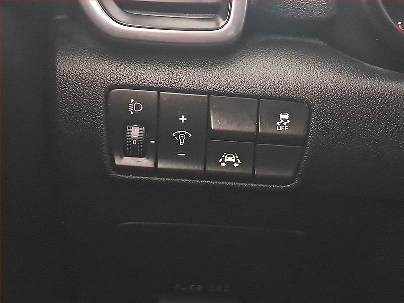 Kia Sportage (2017) 1.6 T-GDI, 4X4, Automat, ČR - fotka 18 z 23