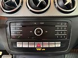 Mercedes-Benz Třídy B (2016) 2.2 CDi B200, AT, LED, navi - náhled 14