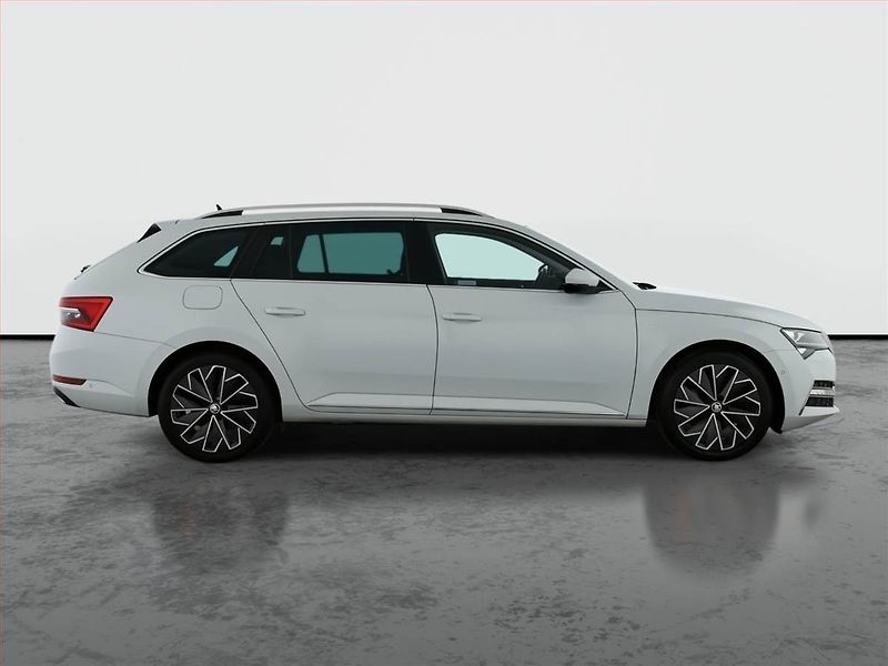 Škoda Superb (2020) Laurin&Klement iV 1.4 TSI PHEV - fotka 6 z 20