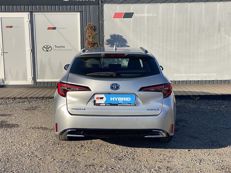 Toyota Corolla 1.8HEV, ČR-1m, ComTech, DPH - fotka 6 z 16