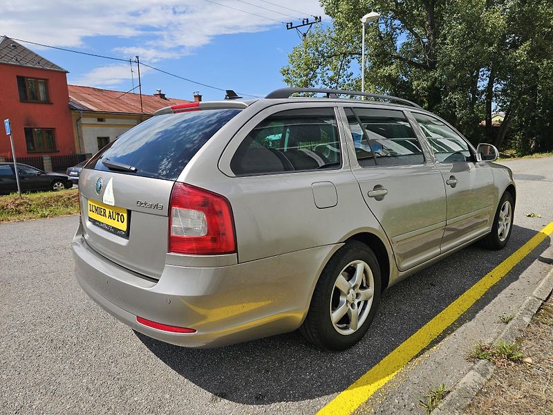 Škoda Octavia (2011) 2 1.6TDI FACELIFT - fotka 5 z 18