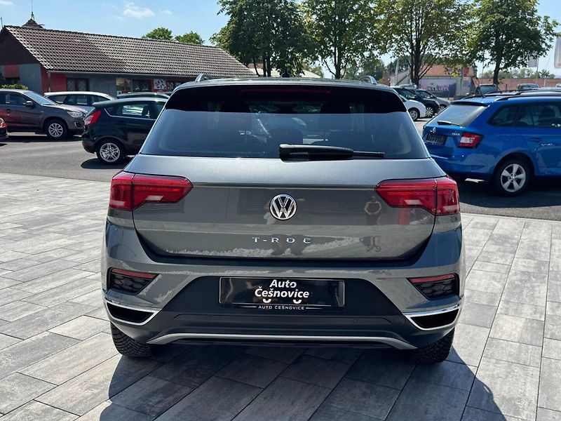 Volkswagen T-Roc (2018) Design 1.0 TSI 85kW - fotka 6 z 35