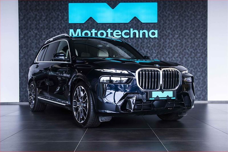 BMW X7 (2025) xDrive40d - fotka 1 z 23