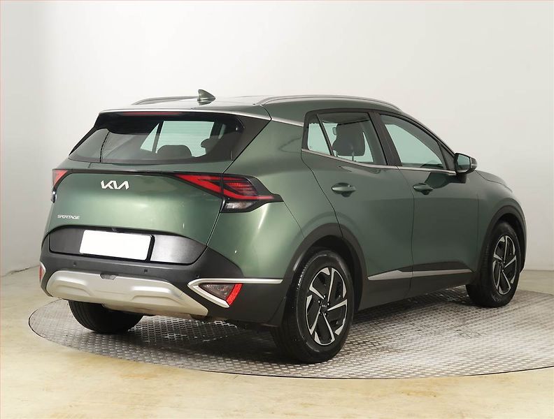 Kia Sportage (2022) Exclusive 1.6 T-GDI - fotka 5 z 25